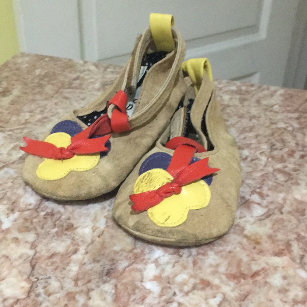 Infant slippers